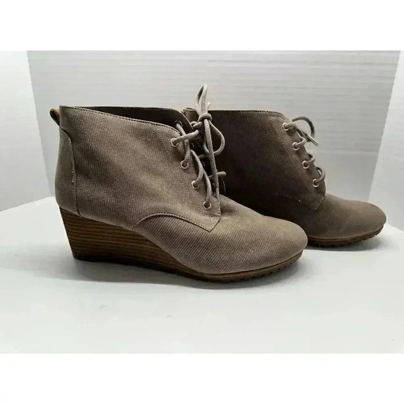 Dr. Scholl's Women's Dakota‎ Booties Brown Microfiber Suede Tie Wedge Size 8.5 W - Picture 2 of 8